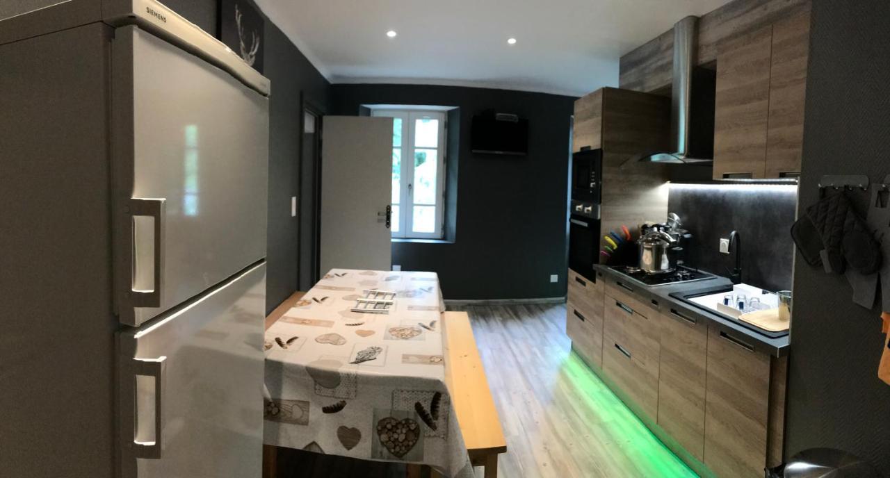 La Montagnette L Ours T1 Maison En Travaux De 10H A 17H Moutiers  Bagian luar foto